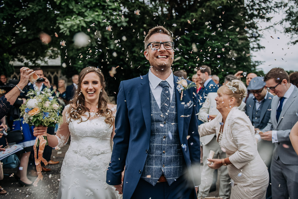 The Confetti Cone Company Biodegradable natural Wedding Confetti